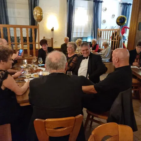 Zur Fredeburg 2* שמאלנברג